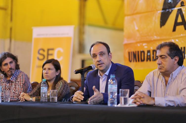 Se presentó un innovador programa de salud laboral