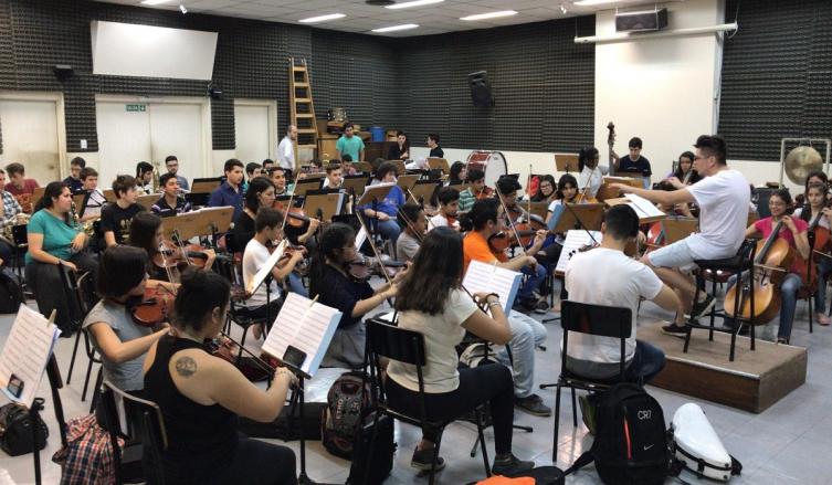 SOS Música celebra su décimo aniversario