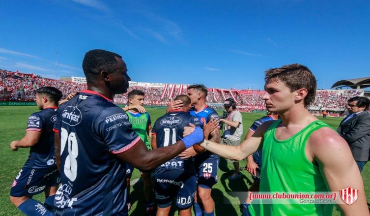 UNIÓN: DOS BAJAS PARA ENFRENTAR A PATRONATO