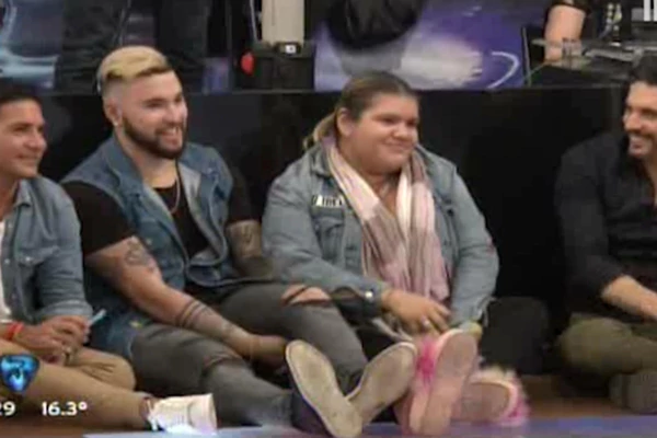 MORENA RIAL FUE AL BAILANDO Y TINELLI LA CONVOCÓ PARA EL 2018