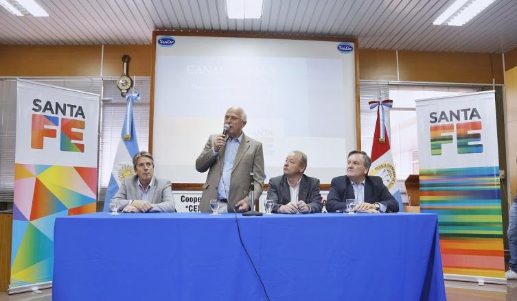 Obras de saneamiento hídrico en el departamento San Cristóbal