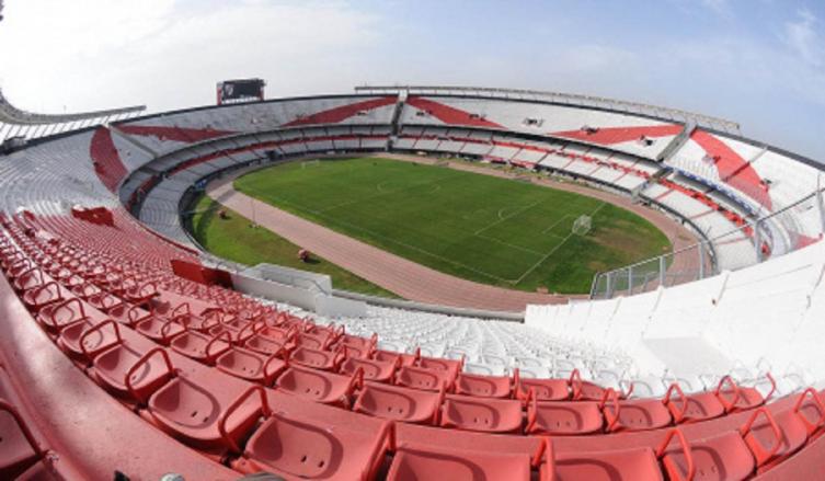 UN FISCAL INVESTIGA SUPUESTAS AFILIACIONES TRUCHAS EN RIVER