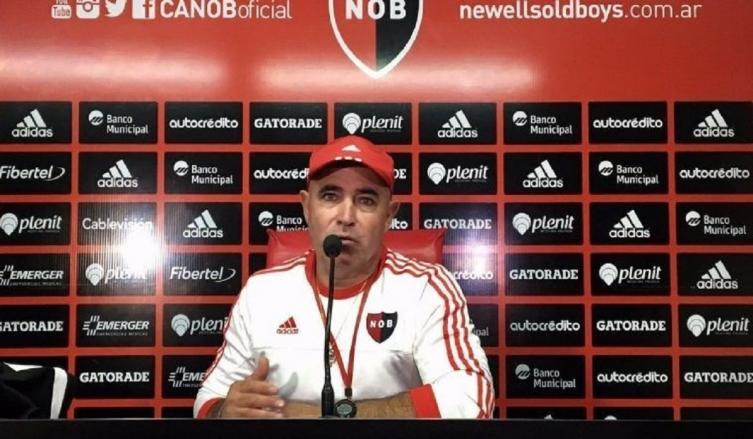 LLOP CONFIRMÓ EL EQUIPO CON SORPRESIVO DEBUT DE UN JUVENIL