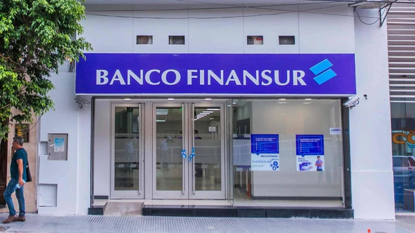 Se trabó la venta del banco Finansur de Cristóbal López
