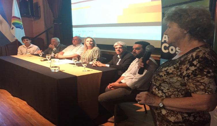 Se entregó aportes a cooperativas eléctricas