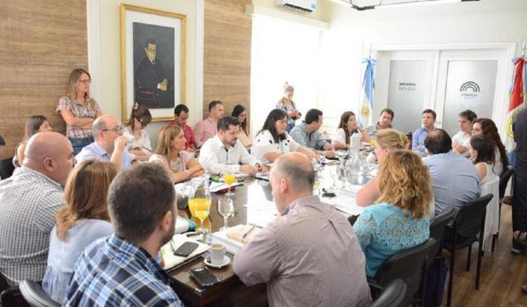 Concejales se reunieron con la Secretaria de Hacienda Etchevarría
