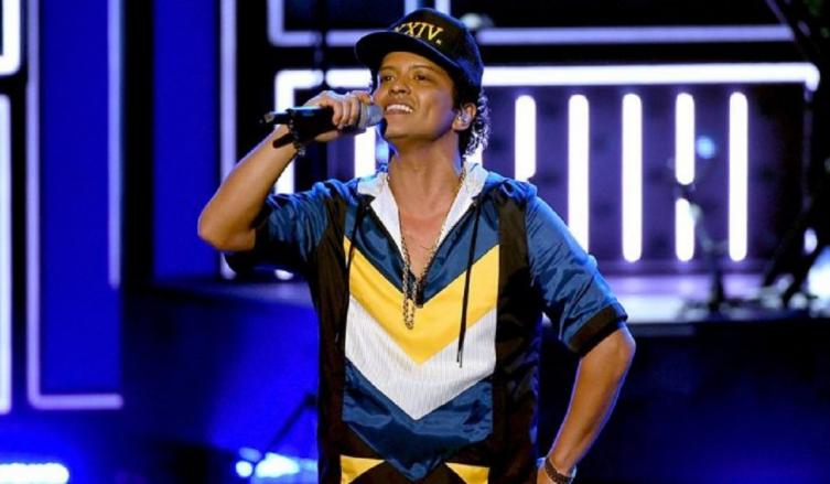 BRUNO MARS LLEGA A MTV Y TELEFE