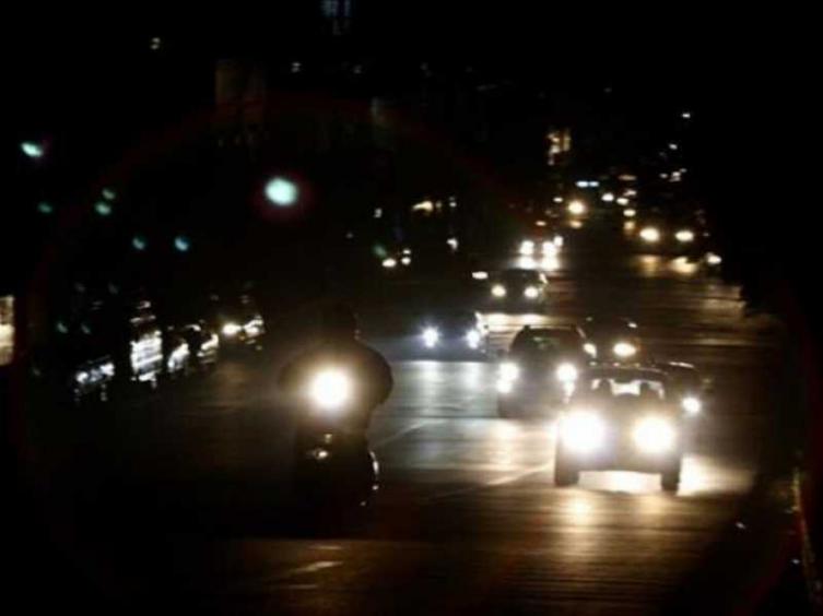 La ciudad estuvo a oscuras durante una hora y media