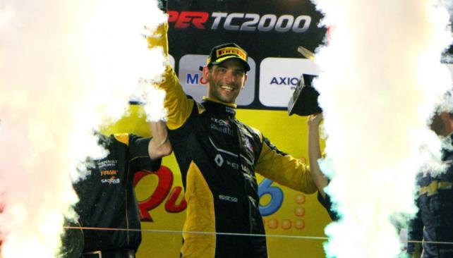 FACUNDO ADSUSSO SE CONSAGRÓ CAMPEÓN DEL SUPER TC2000