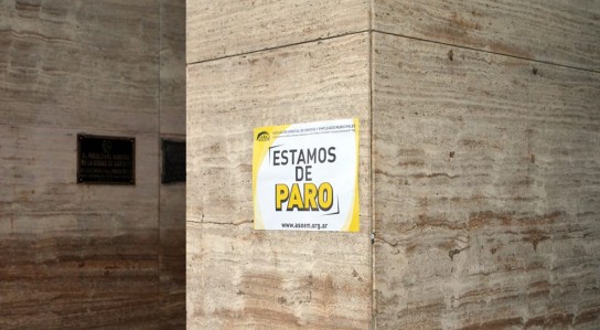 Martes: El Municipio no presta atención al público 