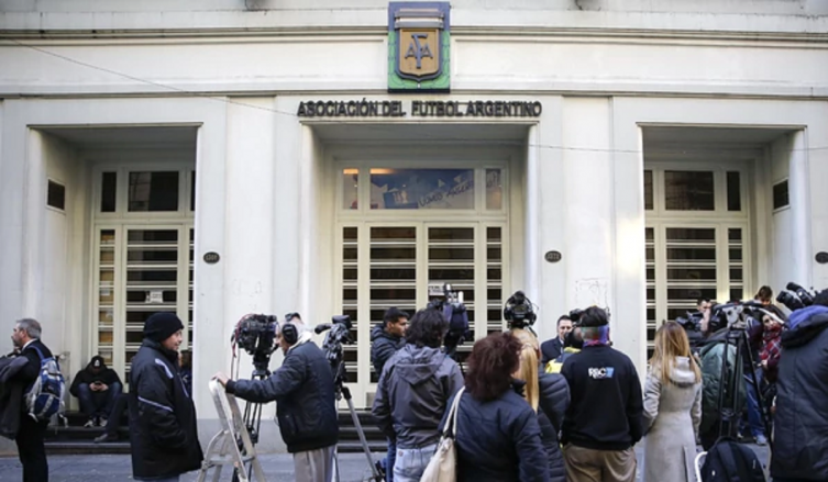 LA AFA CONFIRMÓ LA AMPLIACIÓN DEL CUPO DE EXTRANJEROS
