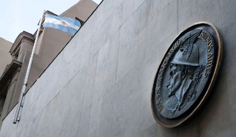 Robo en la Bolsa de Comercio: entraron disfrazados de personal de seguridad
