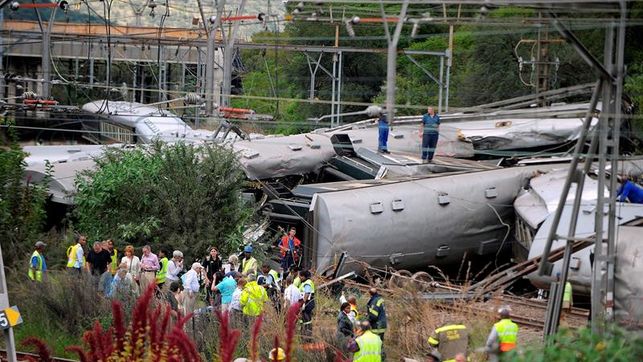 Accidente de tren en Sudáfrica: hay al menos 100 heridos y cuatro muertos
