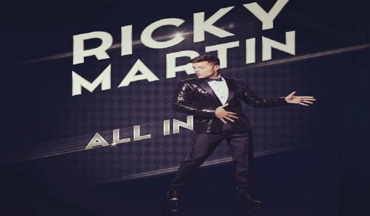 RICKY MARTIN, DESNUDO, ENCENDIÓ INSTAGRAM CON UNA FOTO