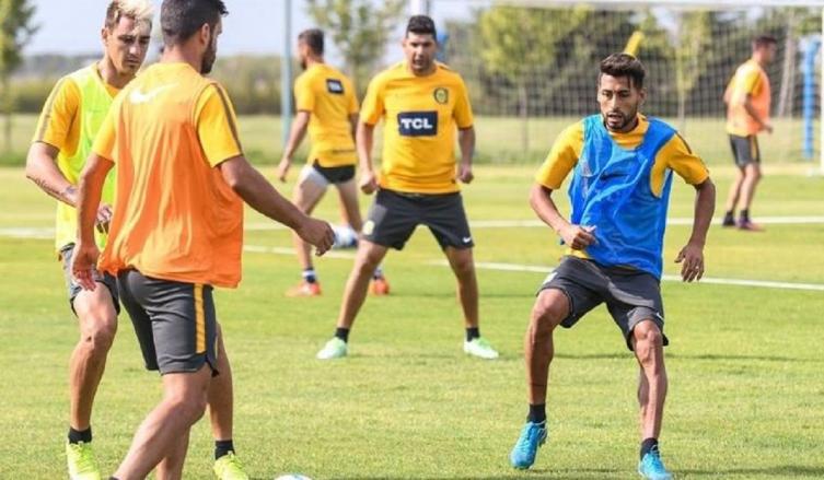 CENTRAL ENTRENA MIENTRAS SIGUE LA DANZA DE NOMBRES
