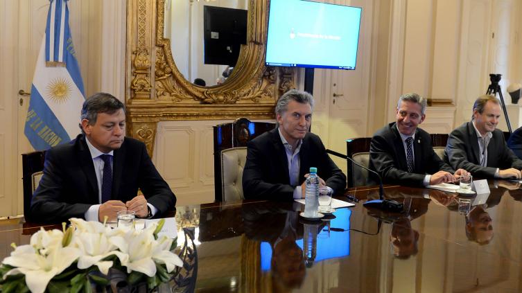Los detalles del plan del Gobierno para simplificar los trámites en el Estado