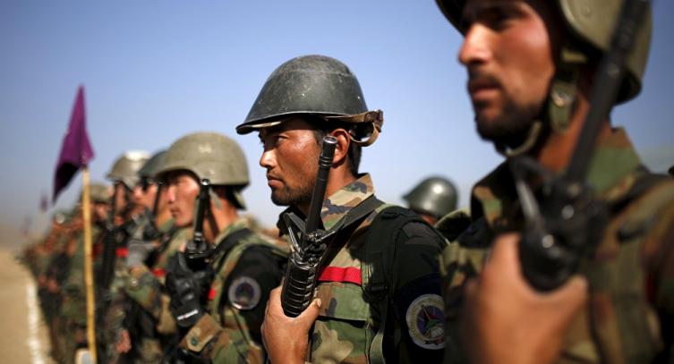 Ejército ultima a 20 talibanes en oriente afgano