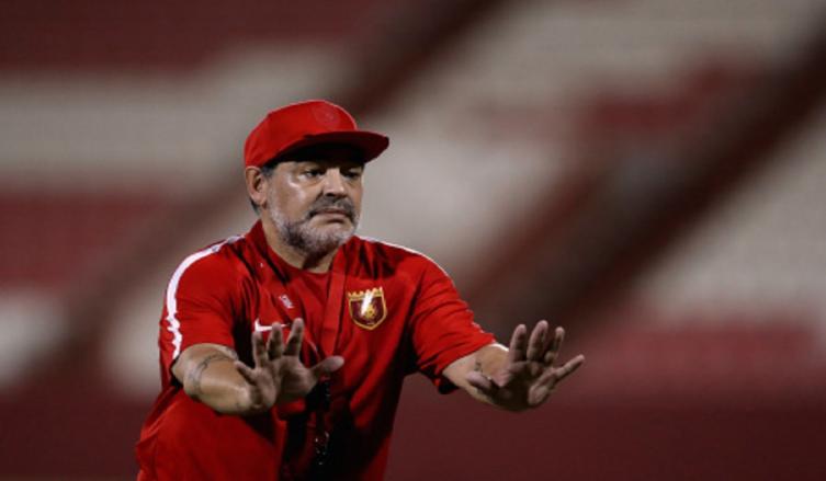 DIEGO CELEBRÓ LA CLASIFICACIÓN DE AL FUJAIRAH EN LA COPA PRESIDENTE
