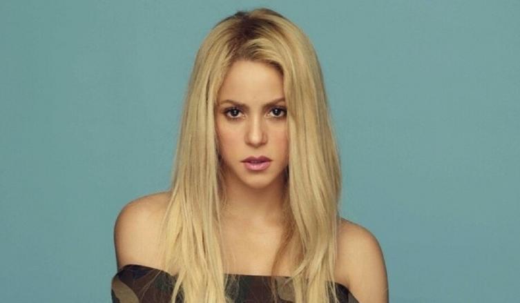 ¿SHAKIRA NO SE OPERA POR MIEDO A PERDER LA VOZ?
