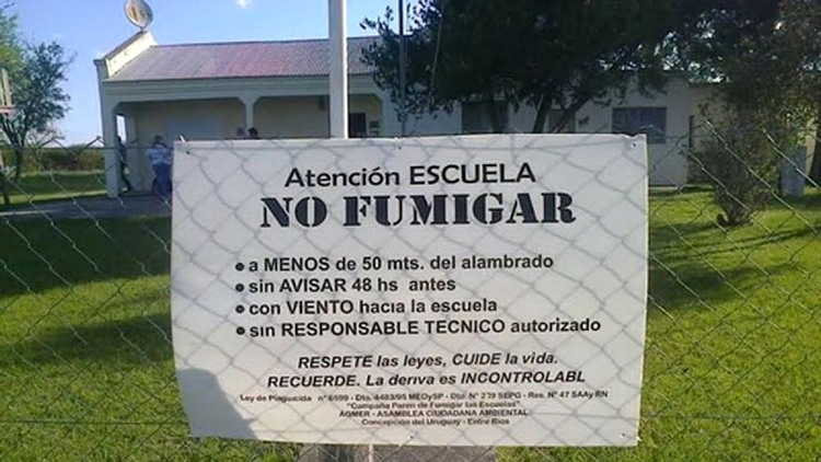 Entre Ríos: Una maestra denunció la fumigación de una escuela