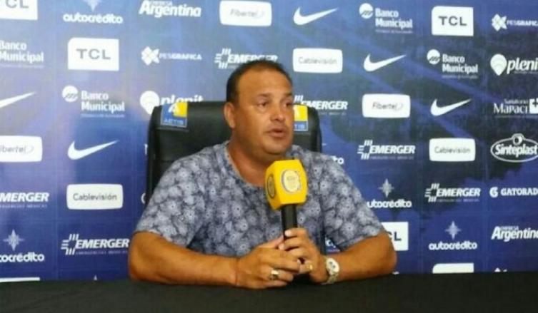 LEO FERNÁNDEZ: 