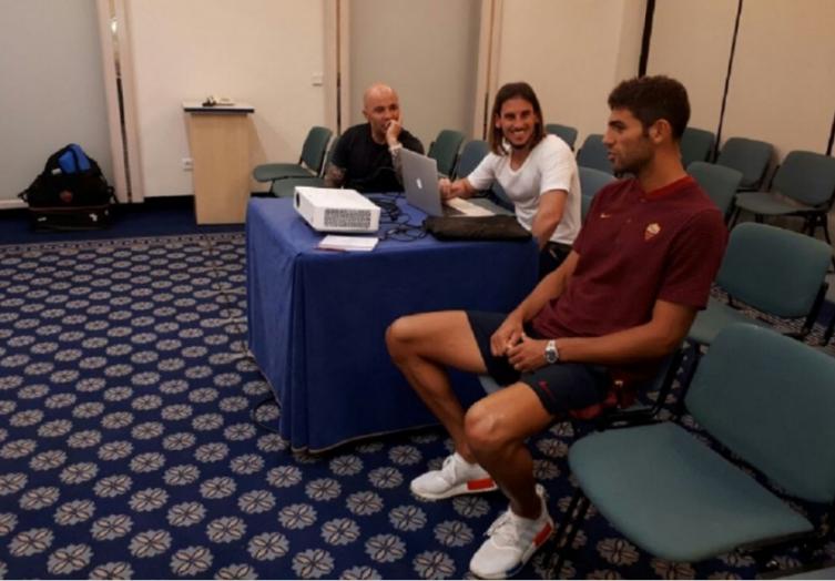 SAMPAOLI SE JUNTO CON FAZIO Y PEROTTI