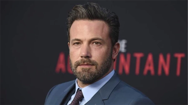 BEN AFFLECK TUVO UN ACCIDENTE CON SU MOTO Y SE GOLPEÓ LA CABEZA