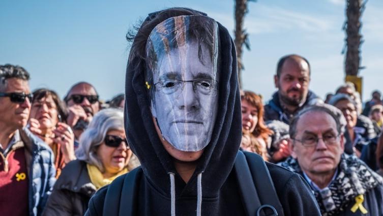 Puigdemont no descarta la vía judicial para exigir su investidura en Cataluña