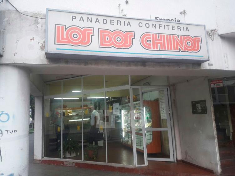 Otra Vez robaron en la panadería de Francia y Salta
