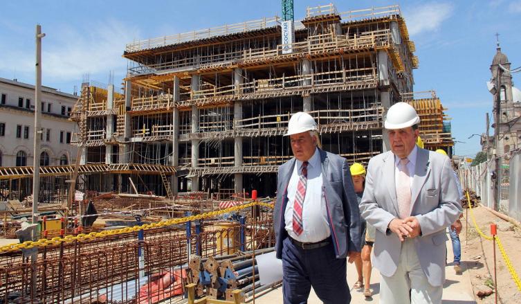 Morini supervisó el avance de las obras en el nuevo edificio de Tribunales   