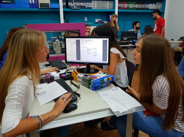 Reabre las inscripciones para sus carreras presenciales