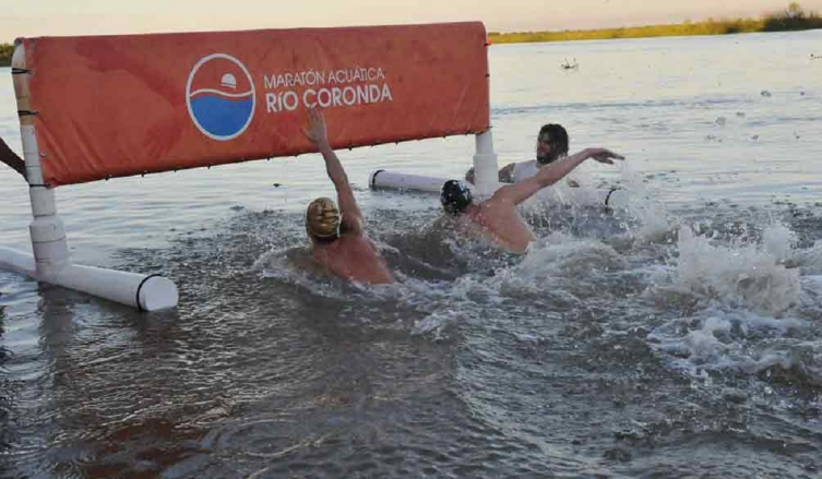 SE DISPUTA LA HISTÓRICA MARATÓN ACUÁTICA SANTA FE-CORONDA