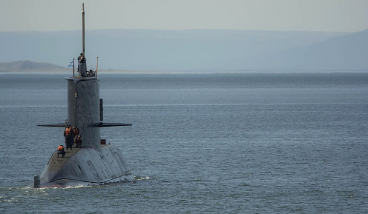 El submarino ARA San Juan tenía la orden de espiar a barcos y aviones británicos