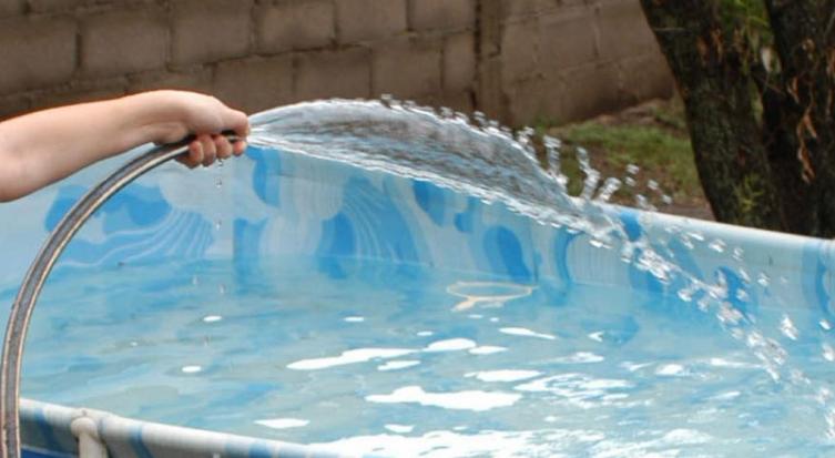 Se consumieron 460 litros de agua por persona