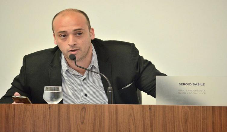 Solicitud de  iluminación led frente a instituciones públicas