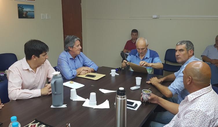 Ofertas económicas para la construcción de la defensa en Santa Rosa  