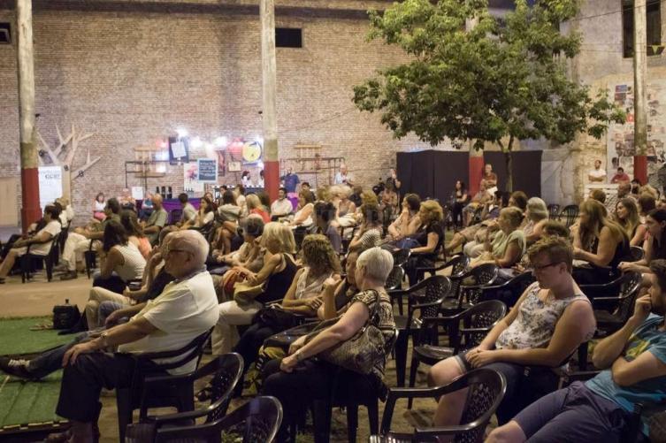 Continúan los ciclos de cine en el Mercado Progreso