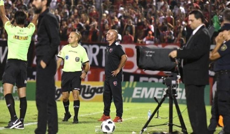 Llop y su continuidad: “Hay dirigentes convencidos y otros no”