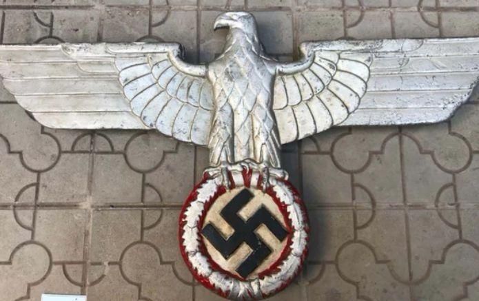 Salta: la policía secuestró una colección de objetos nazis 