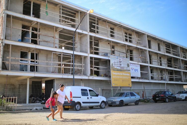 Las viviendas ya tienen un 75 % de avance