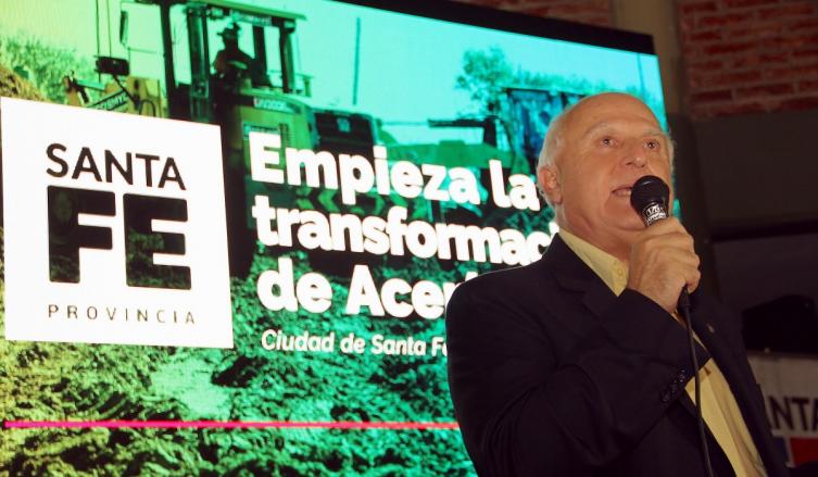 Construcción de viviendas y la urbanización de lotes del barrio Acería de la ciudad de Santa Fe 
