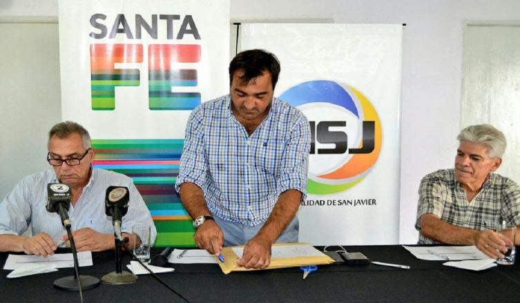 Se presentaron seis oferentes para construir 78 viviendas en San Javier  