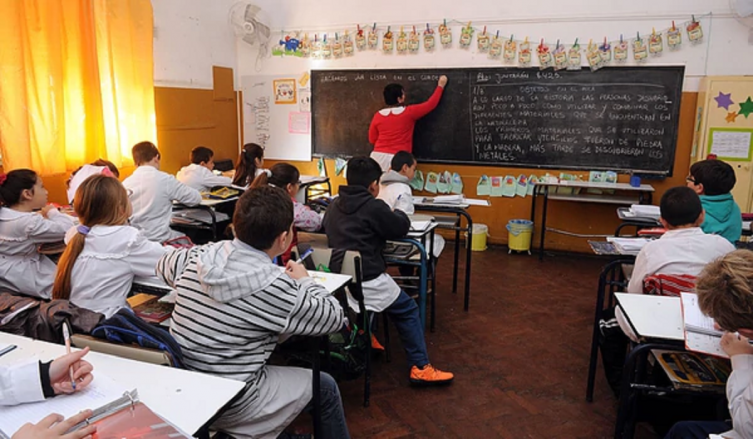 El mapa de las paritarias docentes: en qué provincias peligra el comienzo de clases