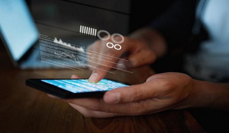 Así de fácil es hackear un teléfono móvil