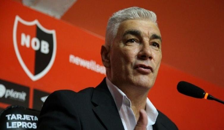 Newells presentó a De Felippe: 