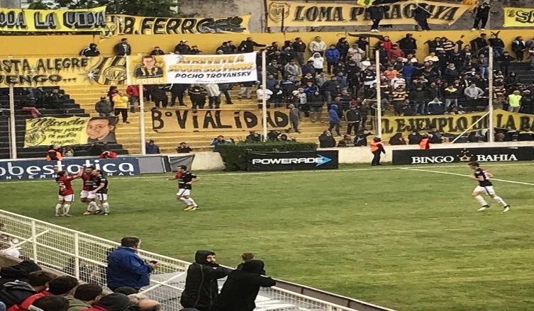 Bastó el segundo tiempo para que Colón golee a Olimpo 3 a 0 en Bahía Blanca