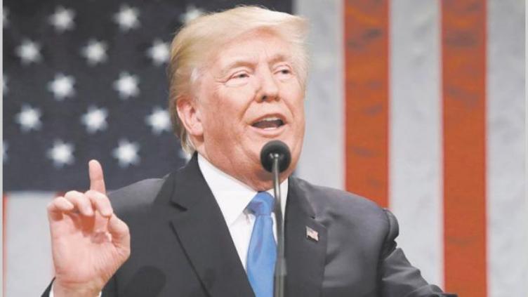 Trump amenazó a la UE con subir aranceles a autos si no cede beneficios