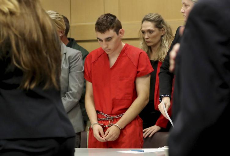 EE.UU.: La Fiscalía pide la pena de muerte para el asesino de Parkland