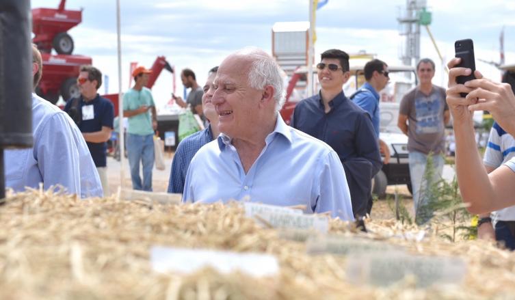 Lifschitz recorrió la Expoagro 