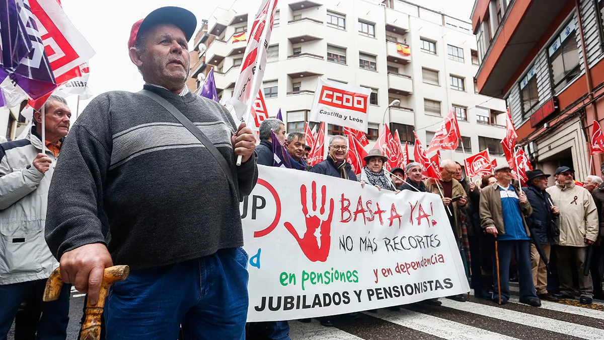 Los jubilados españoles salieron a las calles para exigir 